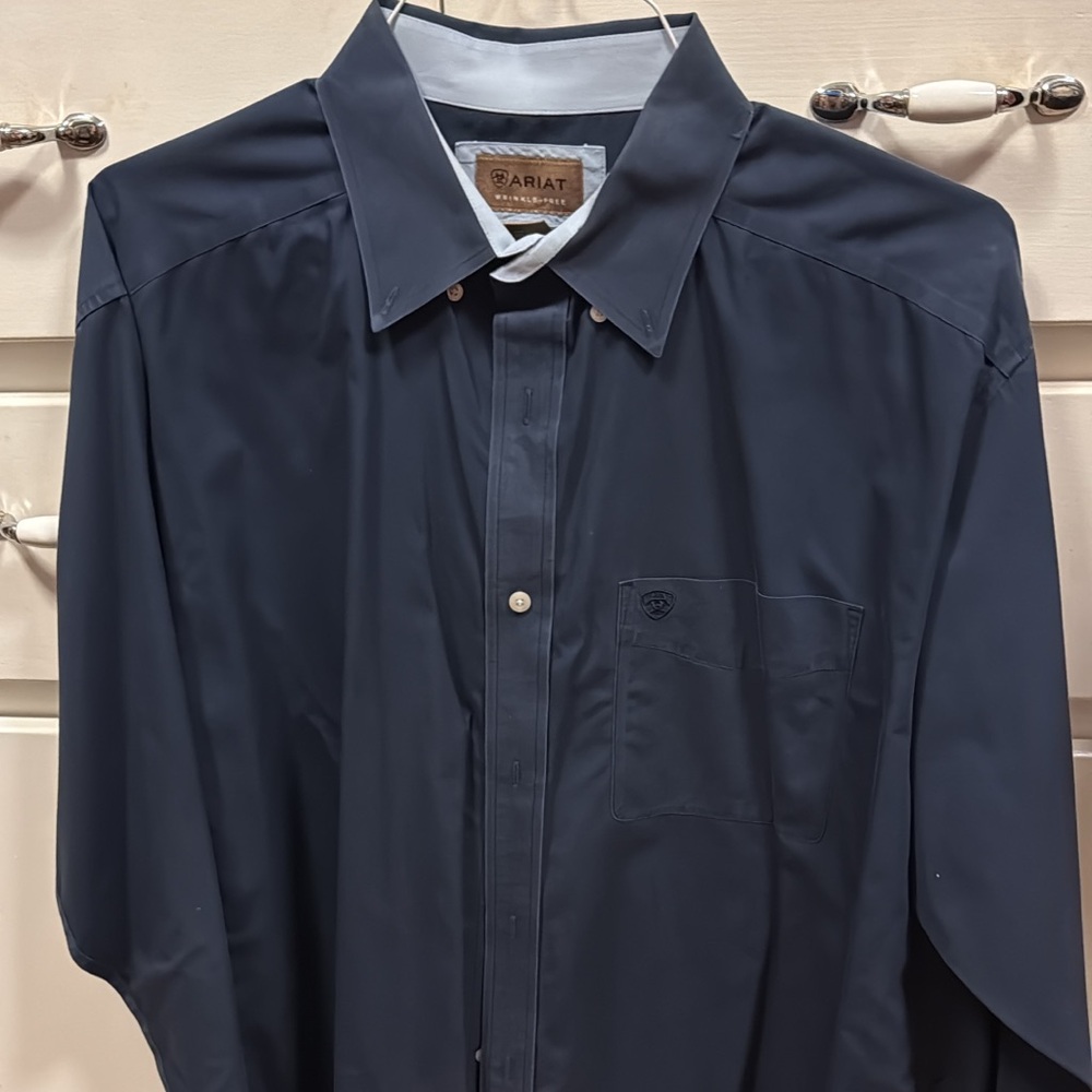 Ariat Navy Button-Up Long-sleeved Shirt